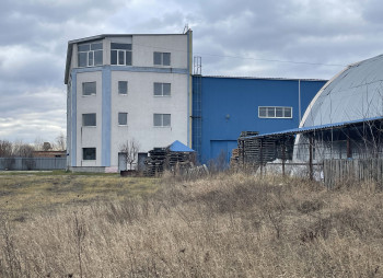 Продаж виробничого комплексу 4340 м2 з ділянкою 6,3 га, Київська область, Баришівка